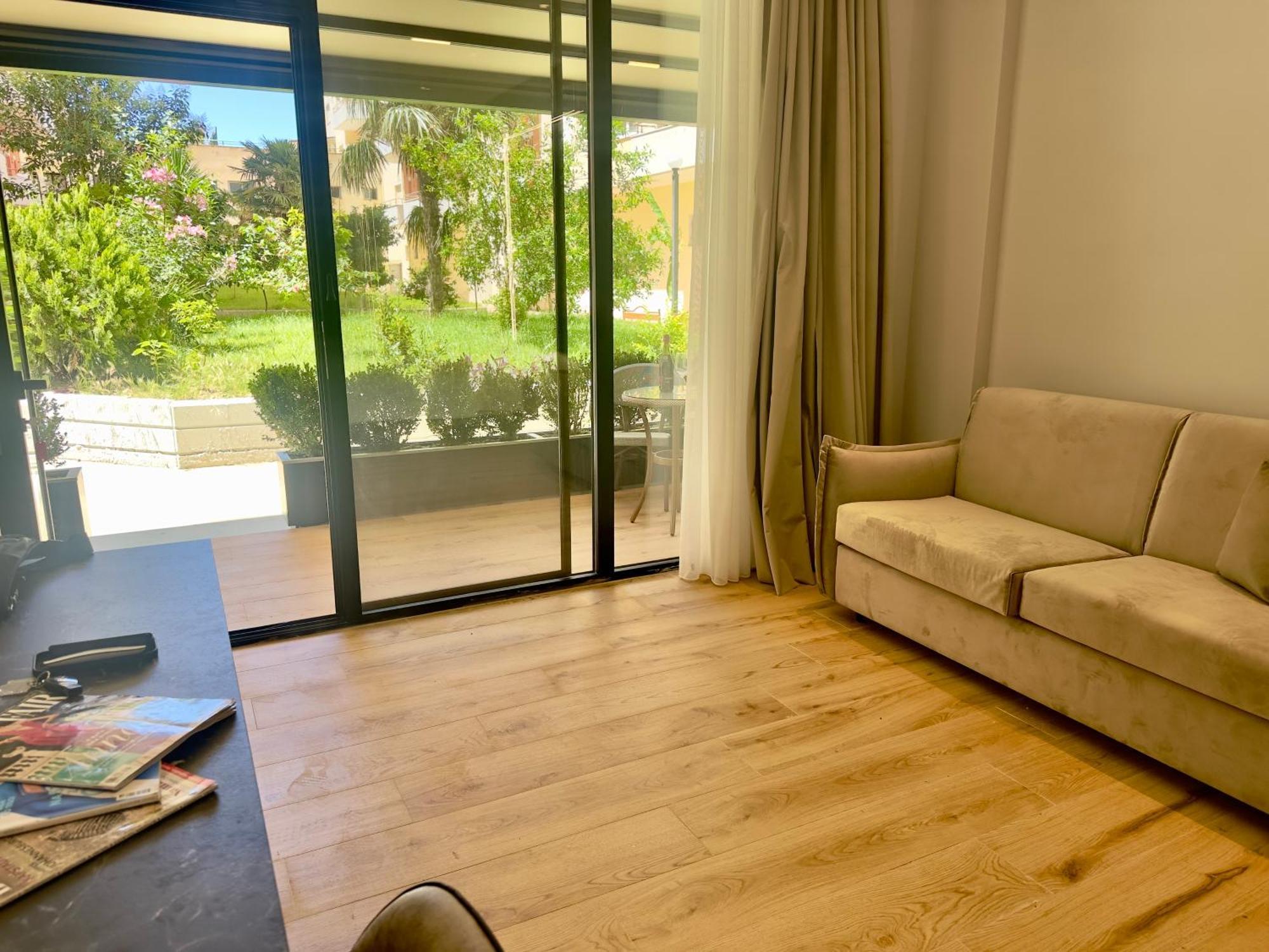 Elmar Comfort Vlorë エクステリア 写真